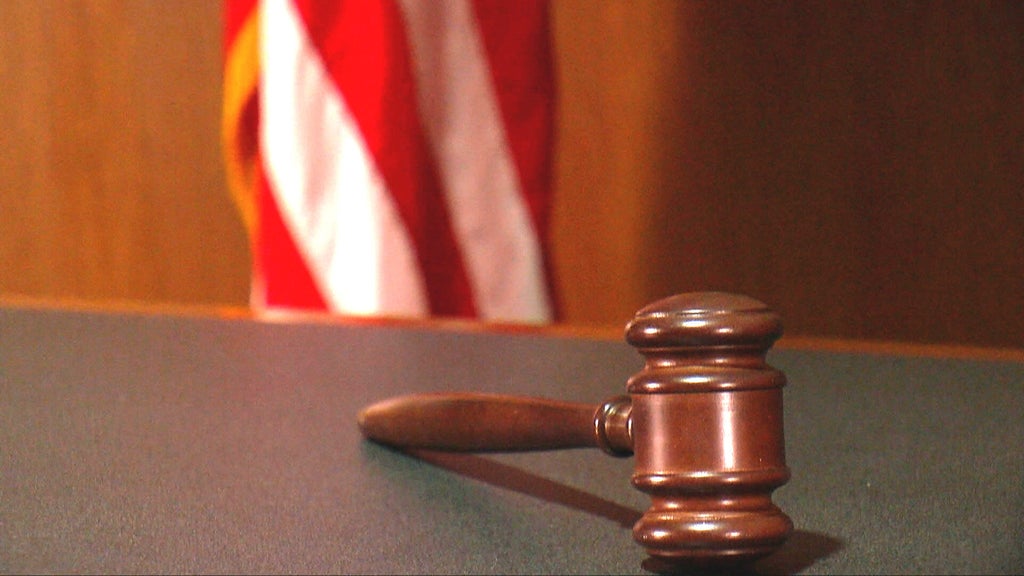 New Jersey teacher pleads guilty to having sexual relationship with student who lived at her home — Bryn Mawr Schools news
